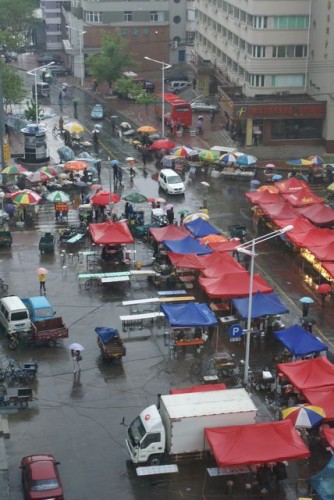 Уличный рынок города Хэйхэ
