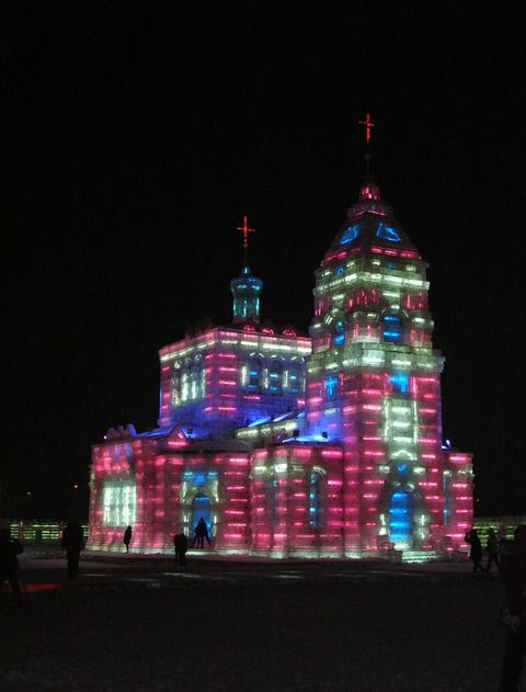 Ледяная церковь. Фестиваль ледовых и снежных скульптур в Харбине