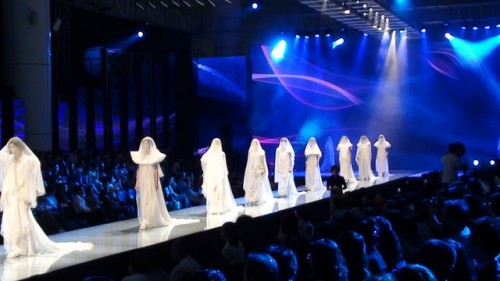 Дефиле моделей на Международном фестивале мод в Даляне