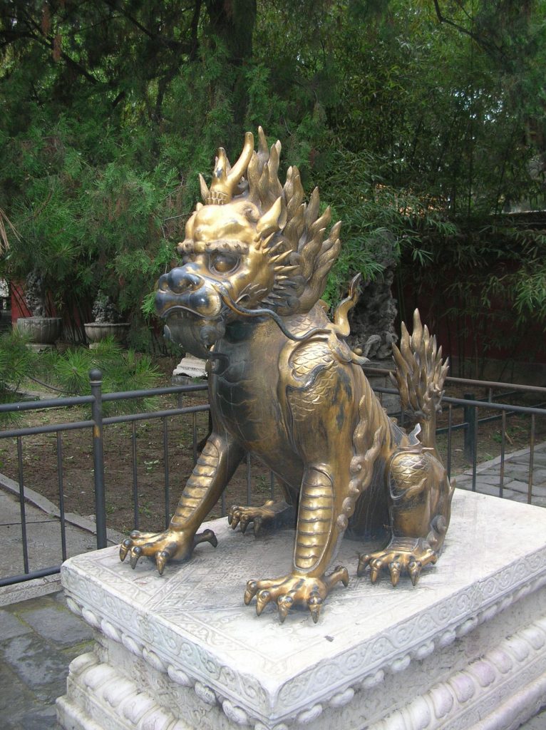 Дракон в Императорском саду Запретного города