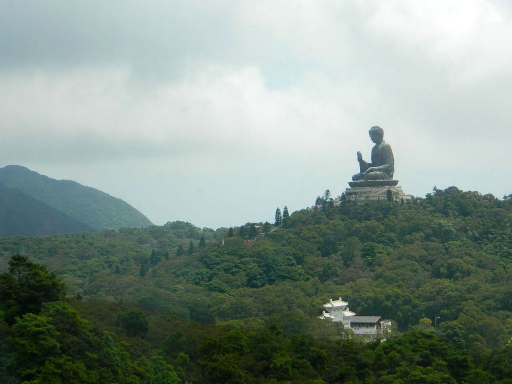 Большой Будда острова Лантау, Гонконг