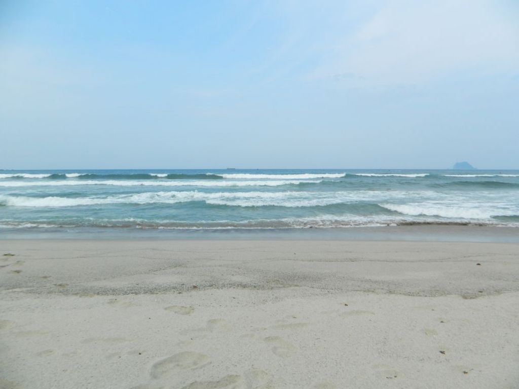 Светлый песок на пляже Wanli, Тайвань